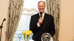 Stu Sjouwerman ontvangt de Freddy Heineken Award 2024