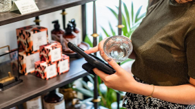 Nederland zit tussen vier muren: online retail in een stroomversnelling