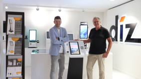 Reflex Online introduceert nieuwe aanmeldzuilen met DIZ