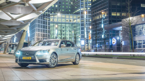 Review: Lexus LS600h LWB “25th edition”