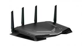 NETGEAR geeft gamen boost met XR500 en GS810EMX