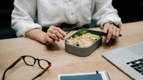 Fit blijven met een kantoorbaan: slimme gewoonten voor elke werkdag