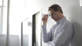 Privégelegenheden missen door werk: realiteit voor meer dan een kwart van de retailmedewerkers 