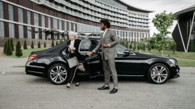 Reistijd wordt werktijd: ondernemen zonder zelf te rijden met Stuur Chauffeurs