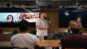 Samenwerken op afstand? Maak het leuk met online teambuilding