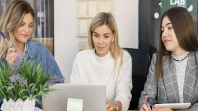 Publieke sector verslaat bedrijven op loonontwikkeling