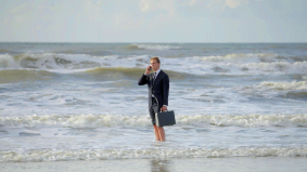 VPRO Tegenlicht: Greed is green  zondag 1 december, 22.05 uur, VPRO, NPO 2 