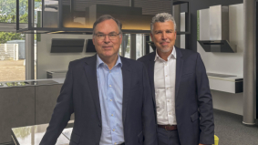 Interim CEO Patrick Jung draagt de leiding van berbel over aan Robert Brandon