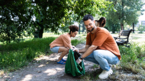 Hondenpoep grootste bron van irritatie, zegt 62% van de buren