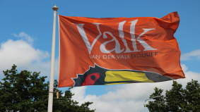 Van der Valk opent versmarkt