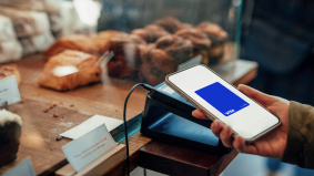 Zo betaalde Nederland het liefst in 2025: digitaal favoriet, maar contant achter de hand 