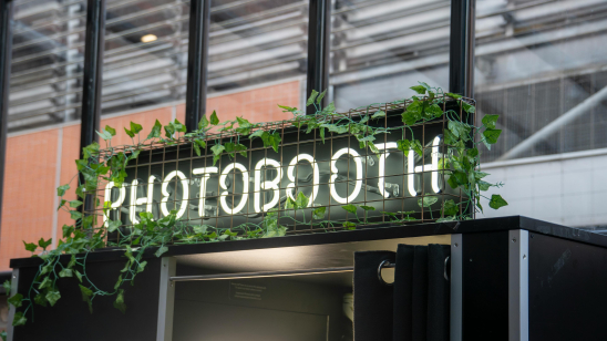 Waarom een photobooth een slimme investering is voor zakelijke events