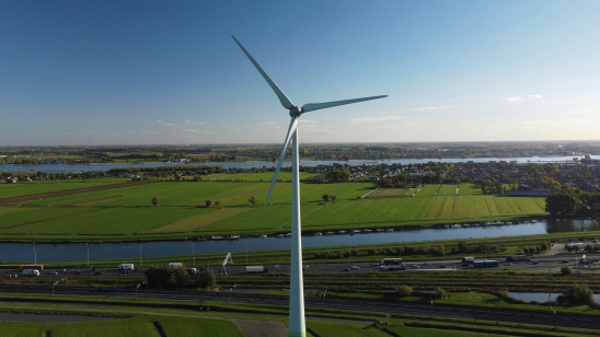 Investeren in duurzame energie: de technische impact op bedrijfspanden in 2026