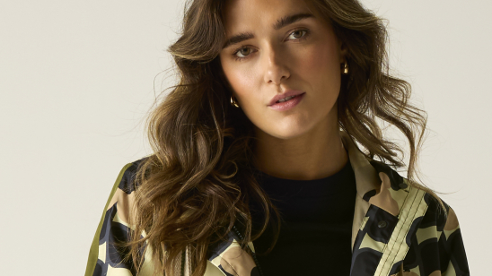 Stijlvol en droog op pad met de Regatta Orla Kiely regenjas